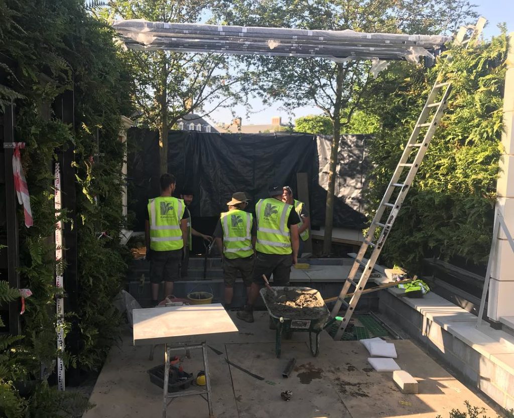 @kategouldgardens: Head scratching in hi-vis. The time 3/4 of the way through a #rhschelsea build w…