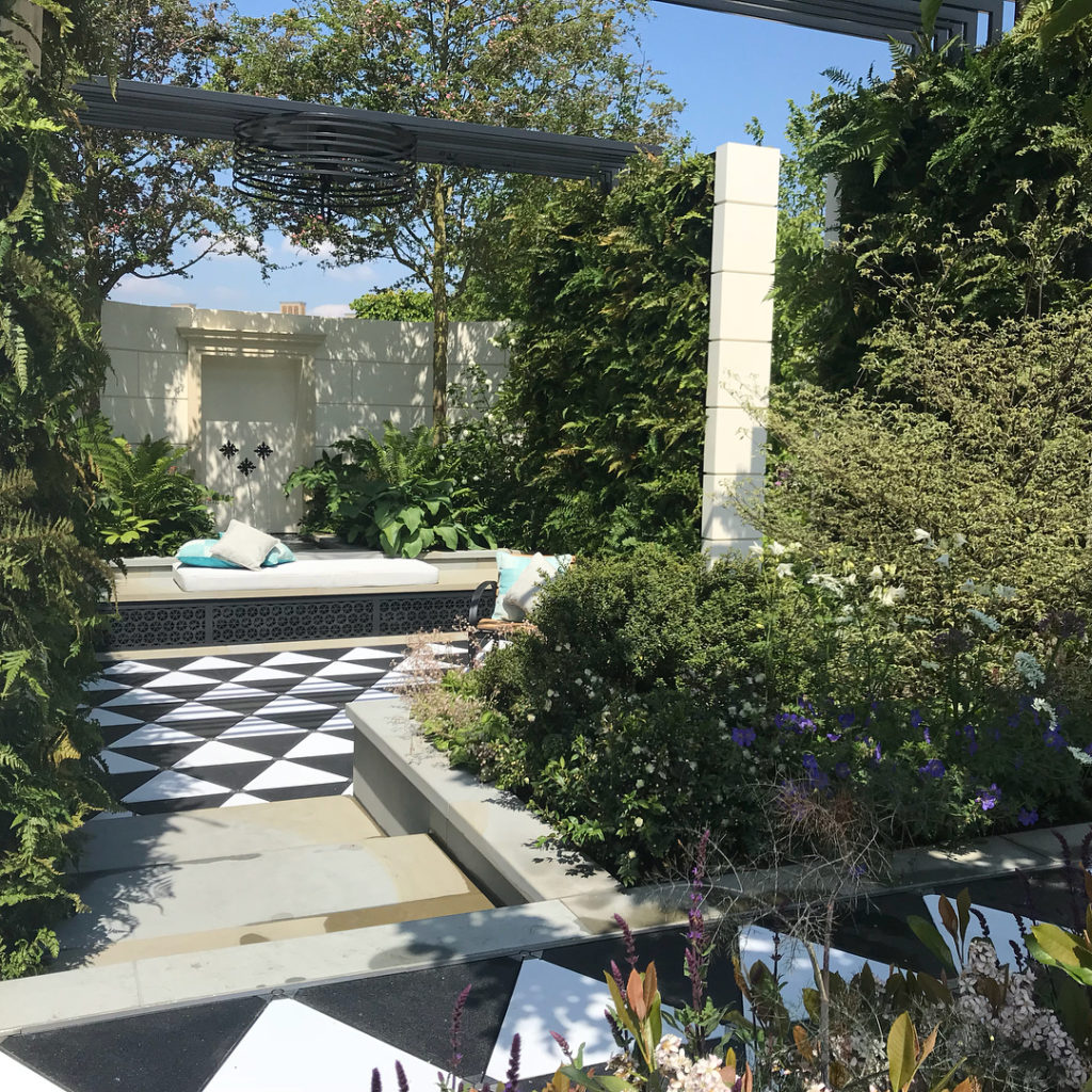 @kategouldgardens: Done & judged. Now the LONG nervous wait begins @knchappers @boninbunny @tyler_c…