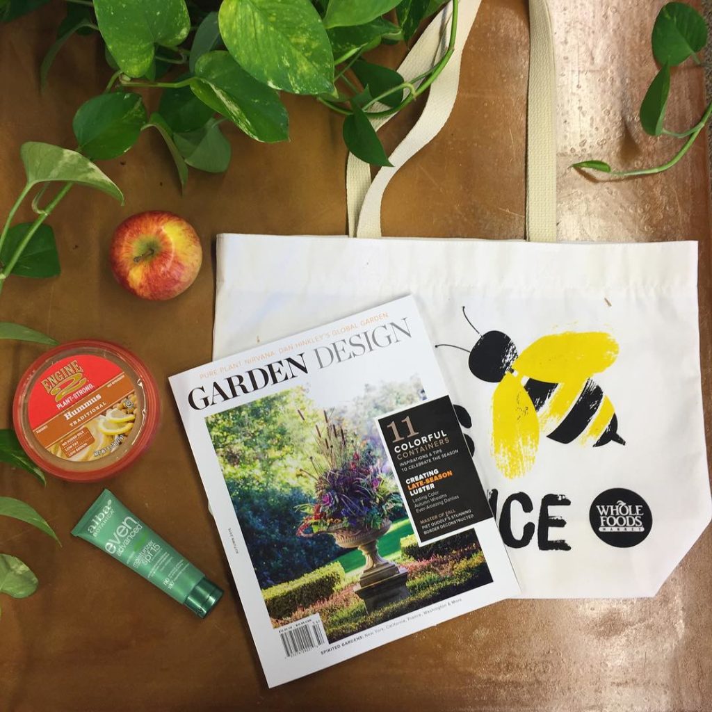 @gardendesignmag: Sunscreen ️
Healthy yummy snack ️
Cute Save the Bees bag ️
New Garden Design mag…