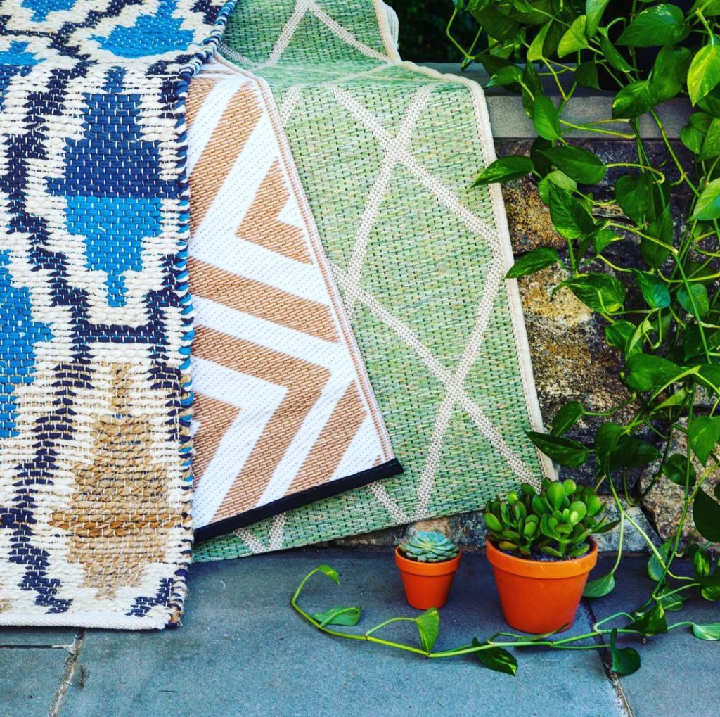 @thejungalow: OK Jungalistas! Time to help pick the rug that will go in the She Shed that we’r…