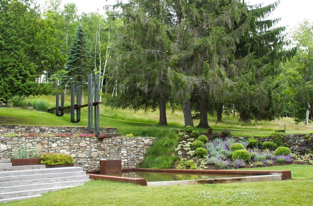 @gardendesignmag: Glen Villa: This 40 acre garden weaves nature, art, and history together.
For …