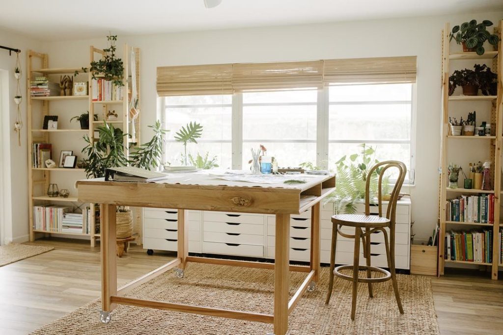 @livingpattern: My studio, my paradise, the place that brings me most peace I’ve been working ou…