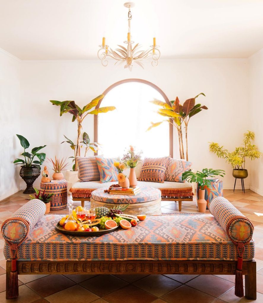 Vacay vibes all day everyday! Have y’all seen the @justinablakeneyhome fabric co...