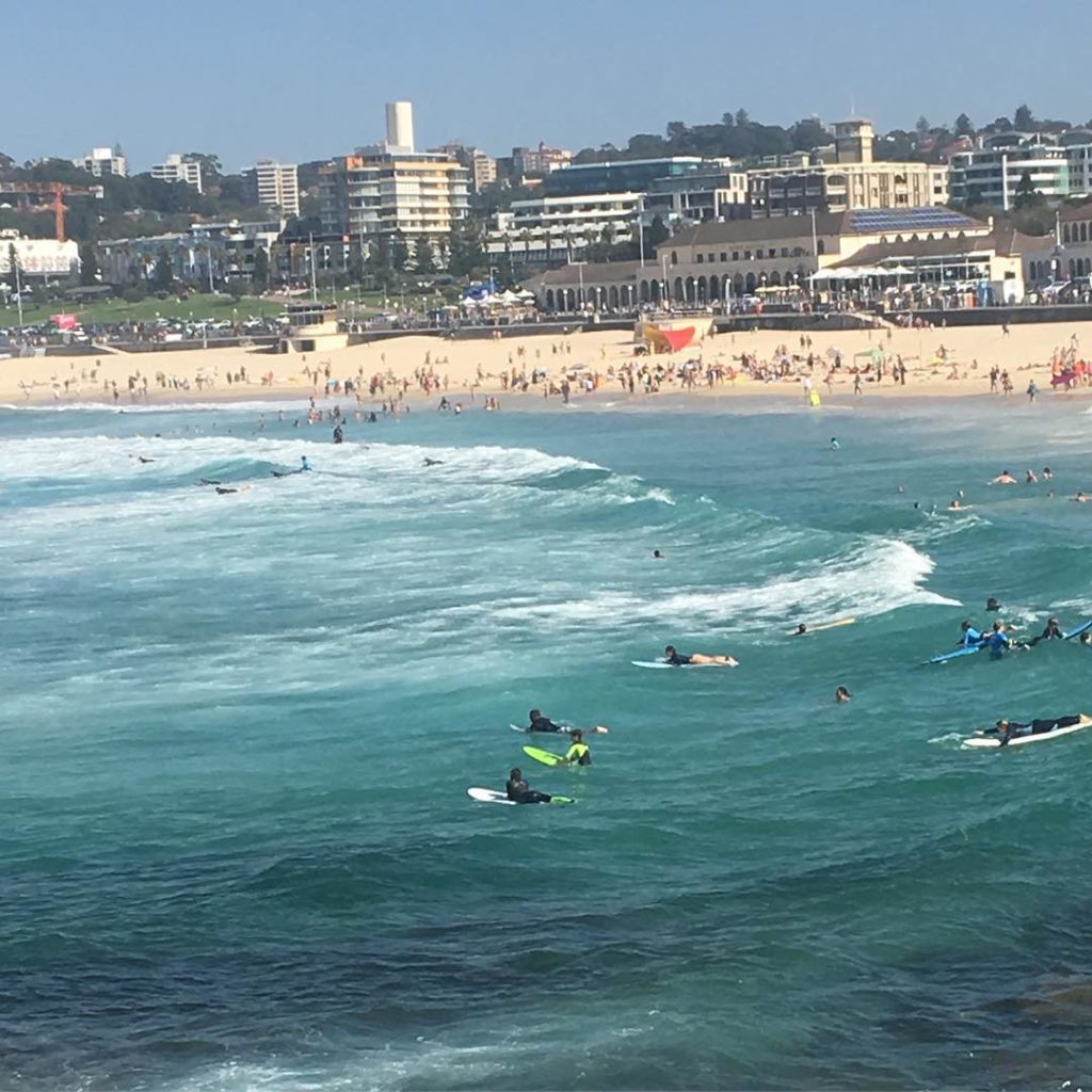 #catchthatwave #perfectday #livelysurf @northbondislsc #icallaustraliahome...