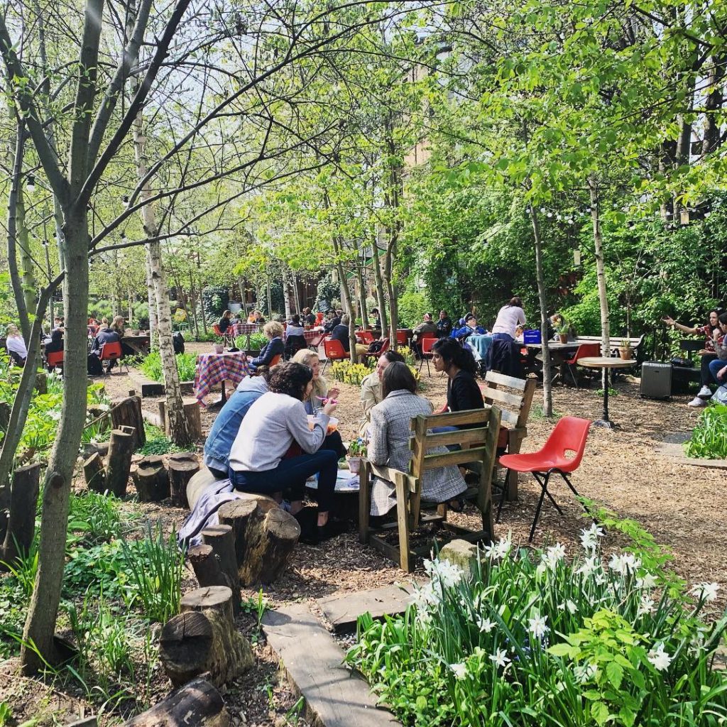 tommasseyuk: The Dalston Eastern Curve Garden (@dalstongarden ) is built on a disused stretc… The Dalston Eastern Curve Garden (@dalstongarden ) is built on a disused stretc...