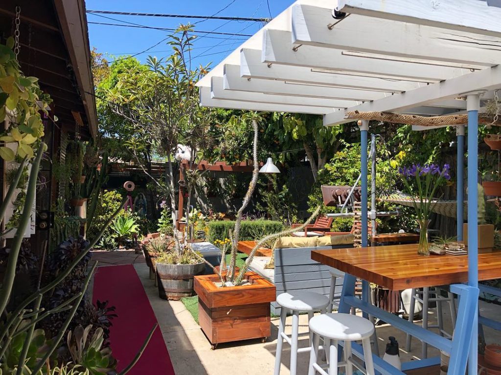 New blue on the rolling arbor  Attempt at matching the sky a success Let the Spr...