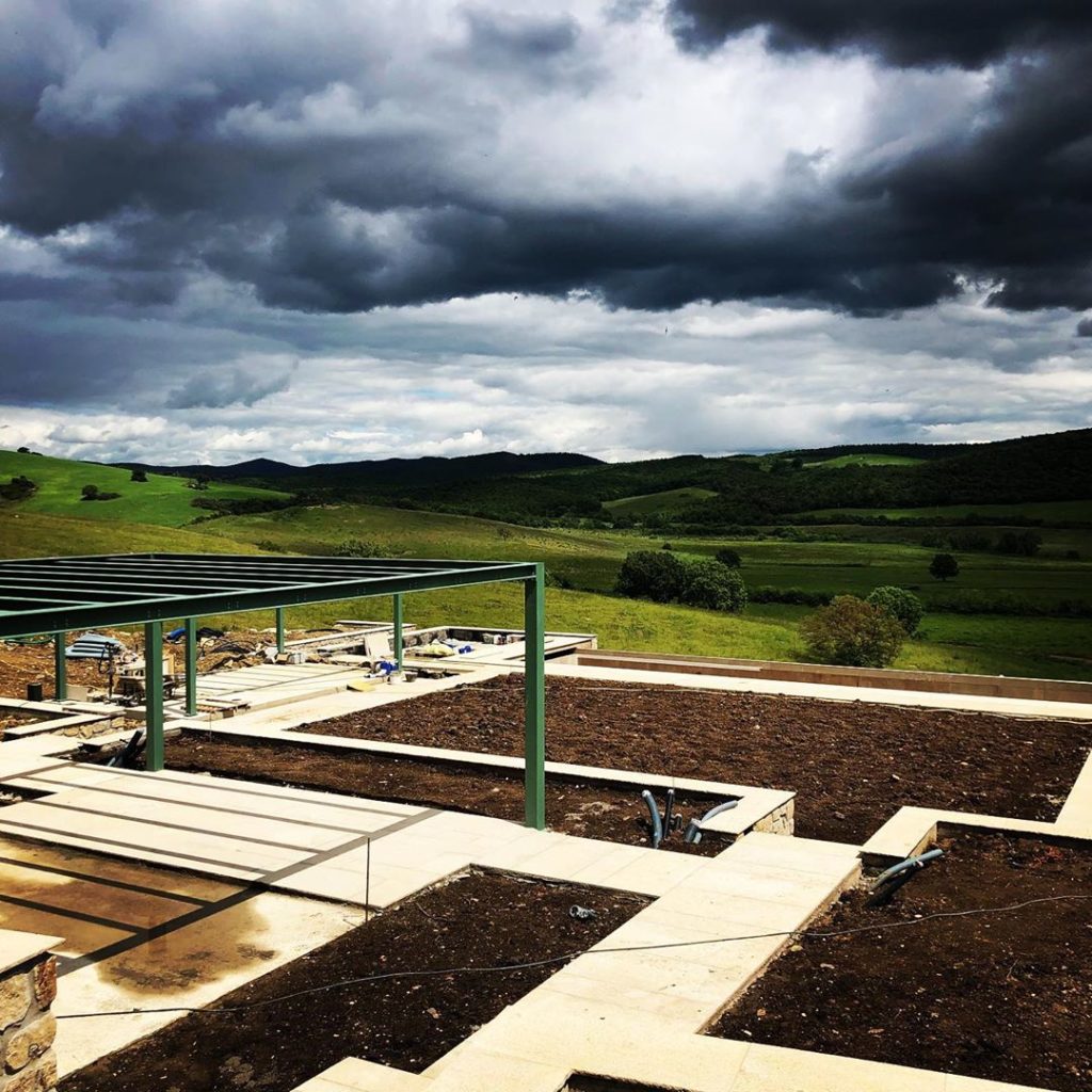 Needs plants #sharp #lightandshade #progress #plantingsoon #betterlatethannextse...