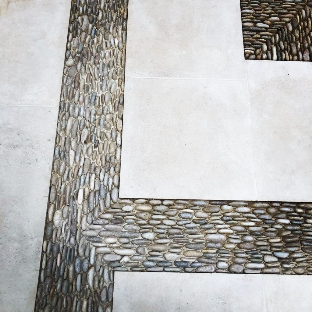 Details - London garden #pattern #graphic #pebblework #godisinthedetails #beauti...