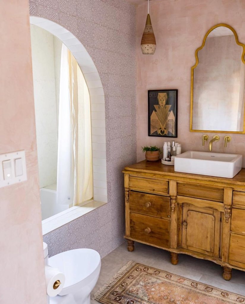 Alllll the good vibes in his bathroom from @studiofaithblakeney ...