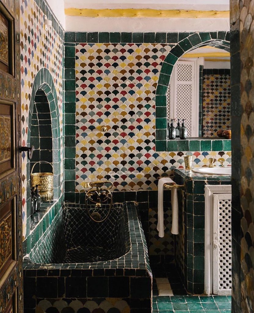 Regram from @carlaypage because this Zellige tiled washroom in Marrakech is givi...