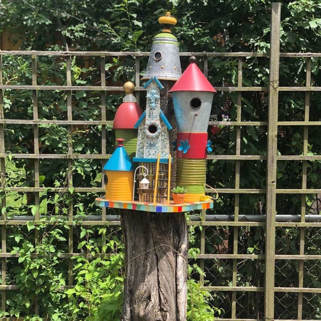 It’s all in the details at Linds Boley’s place in #boulder 
#garden #gardening #...