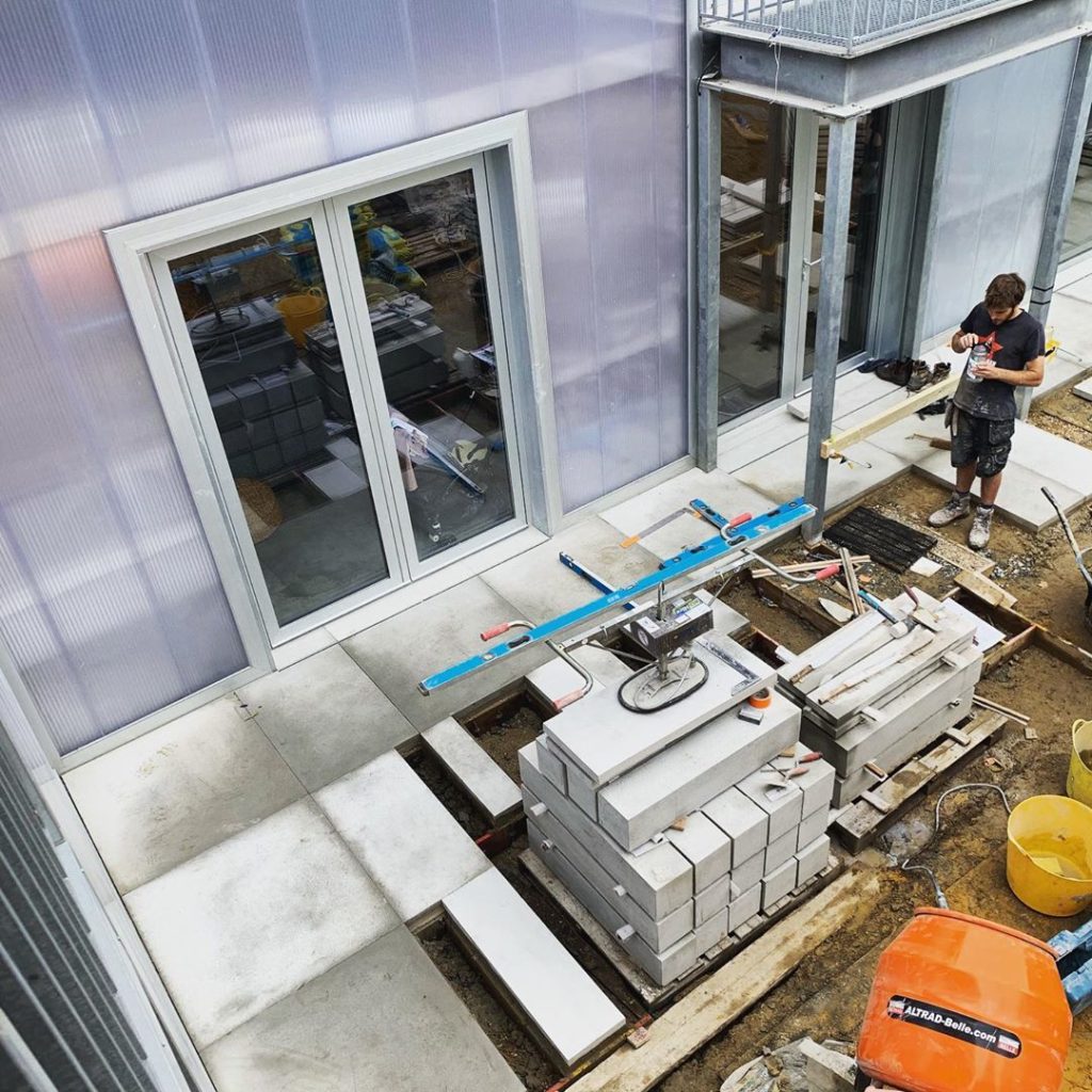 tommasseyuk: Progress at our Yard House project with @lalandscapes – staggered concrete  pavi… Progress at our Yard House project with @lalandscapes - staggered concrete  pavi...