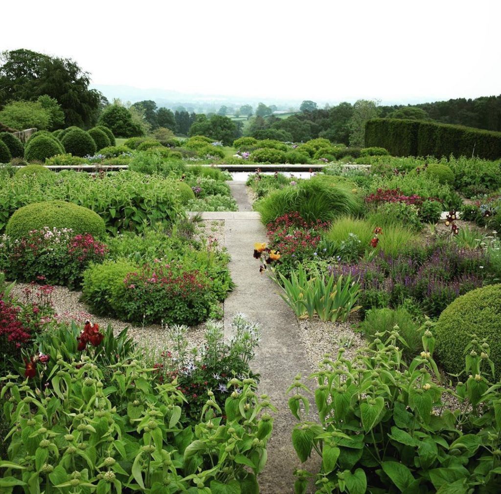 What a fantastic sight despite the horrible rainy weather. Triumphant #landscape...