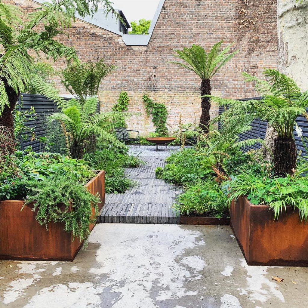 Urban jungle! Good to see this East London garden finished a couple of moths ago...