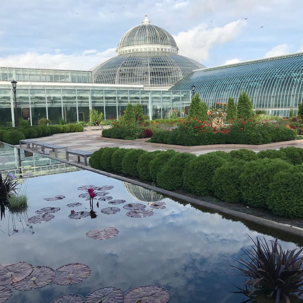 Take a quick tour of @comozooconservatory!
.
Free admission, open 365! Have you ...