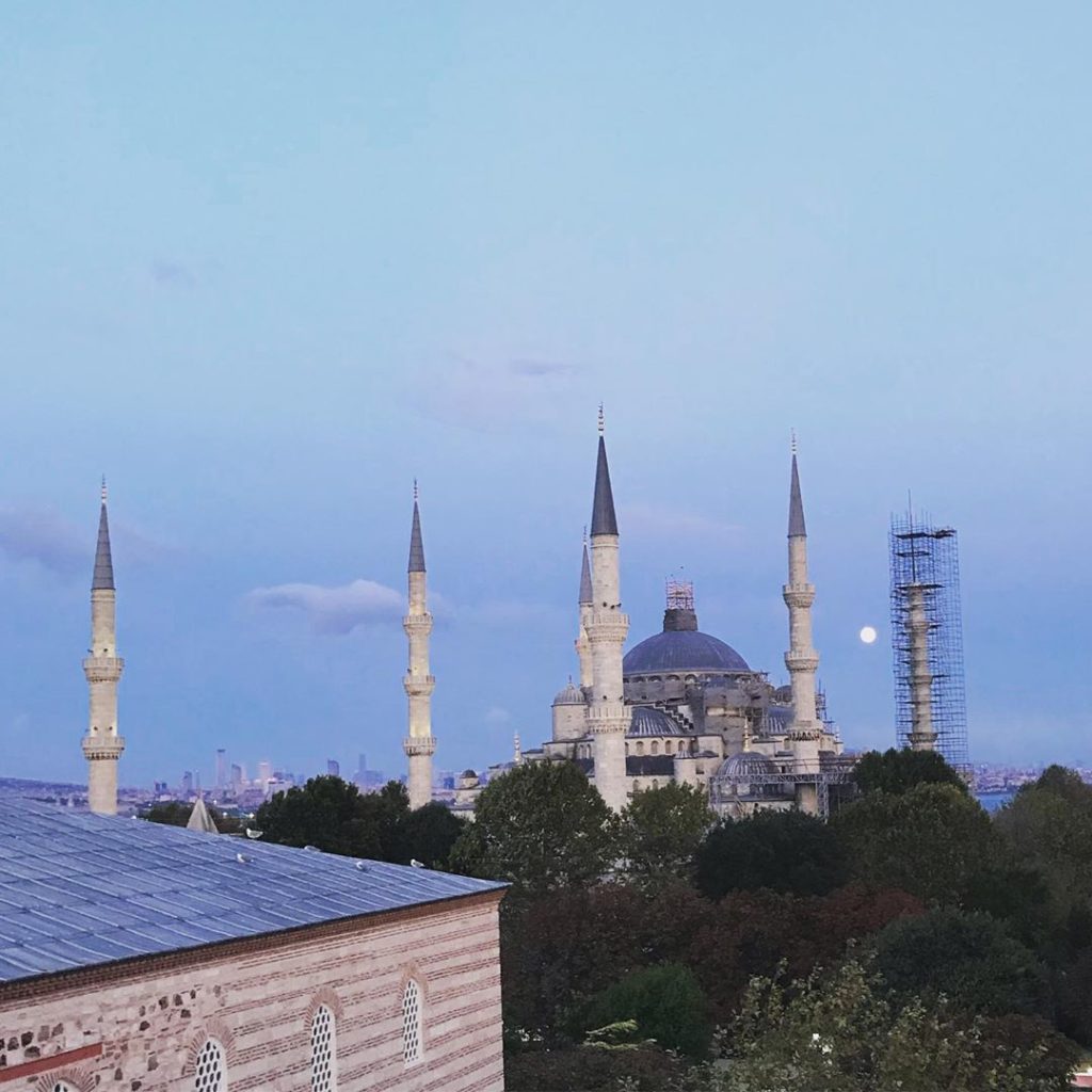 #viewfrommywindow #bluemosque #sultanahmet #istanbul #travels in #turkey #hoteli...