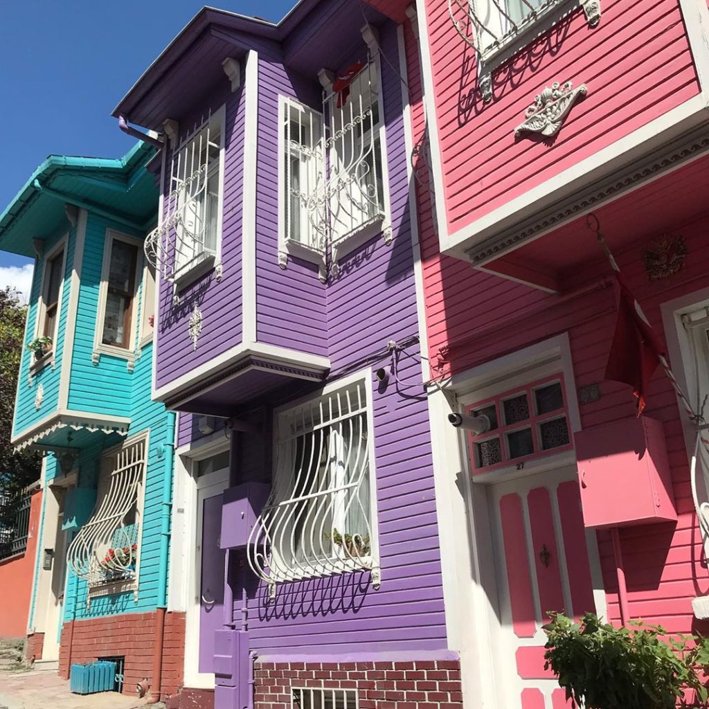 Traditional timber houses in Istanbul #fatih #chorachurch #turkey...