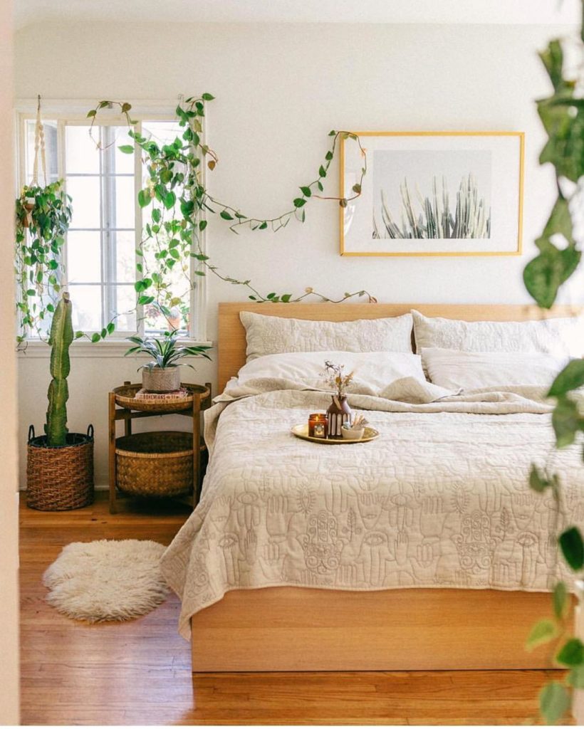 Regram from our friend @saratoufali with a friendly reminder that we are in the ...