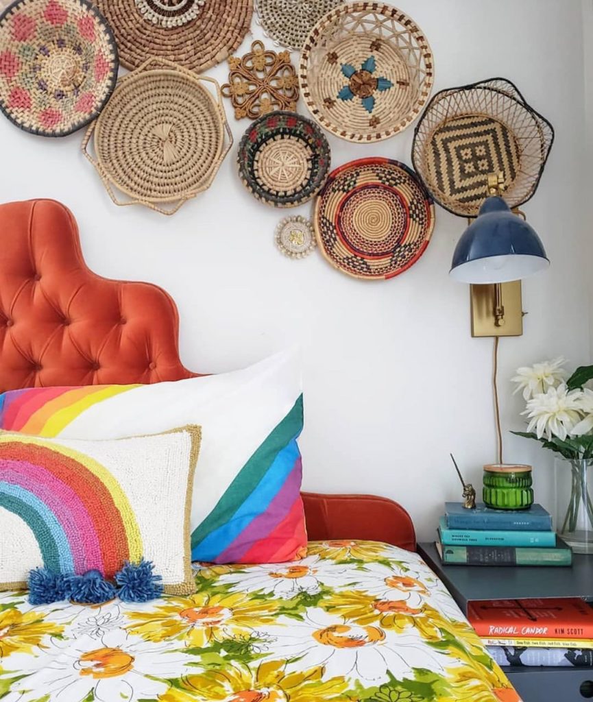 @maeberry_vintage bringing all the   and all the   featuring our Rainbow Hook Pi...