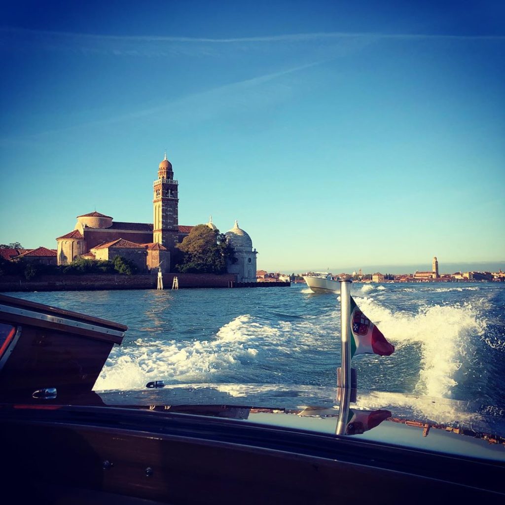 Beats the 55 bus #sitemeeting #onthewayto #greatcommute #icouldgetusedtothis  #v...