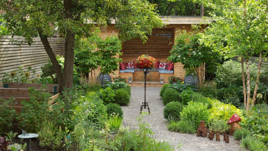 Gardening – A Gardener’s Dream Backyard Makeover