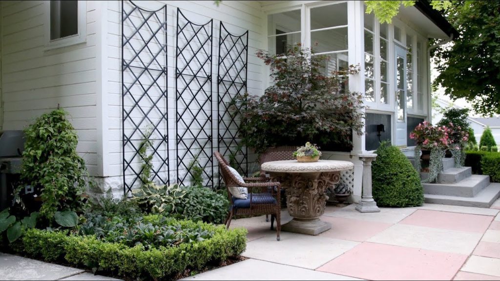Beautiful Trellises & Planting Pink Mink Clematis! 💚🌿// Garden Answer