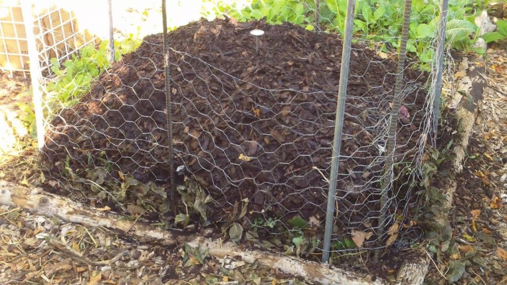 Our Fall/Winter Compost Pile: Ensuring A Steady Supply Of Free Compost