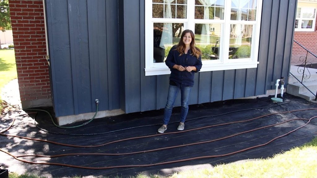Garden Answer: Landscape Makeover Part 2 of 4: Installing Drip Irrigation! 🌿💚🙌// Garden Answer Landscape Makeover Part 2 of 4: Installing Drip Irrigation! 🌿💚🙌// Garden Answer