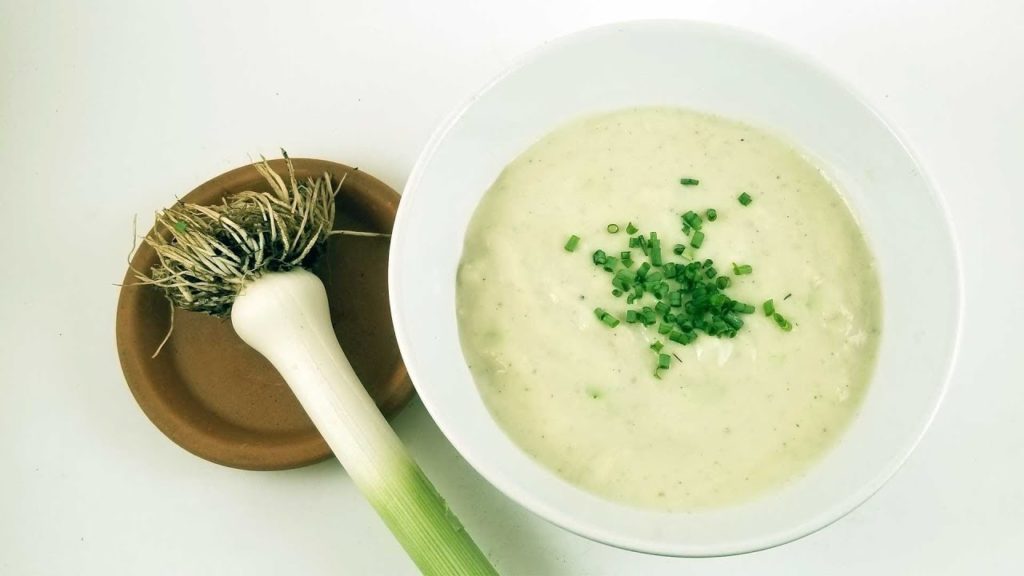 Epic Gardening: Harvesting Leeks to Make Potato Leek Soup From Scratch Harvesting Leeks to Make Potato Leek Soup From Scratch