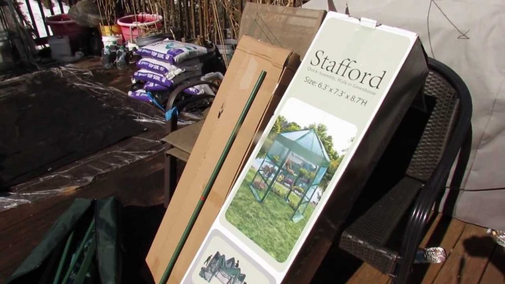 Basic Overview and Set Up of a  Spring Collapsible Greenhouse: Get One! - MFG 2014