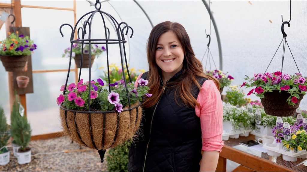 Garden Answer: Planting Hanging Baskets: Getting Started! 🌸🙌// Garden Answer Planting Hanging Baskets: Getting Started! 🌸🙌// Garden Answer