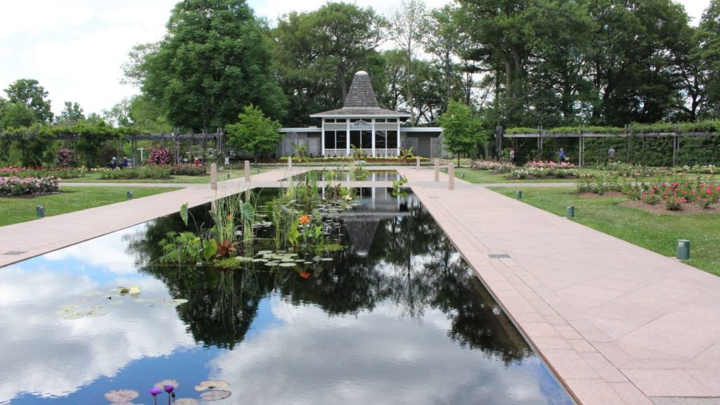 What is Royal Botanical Gardens?