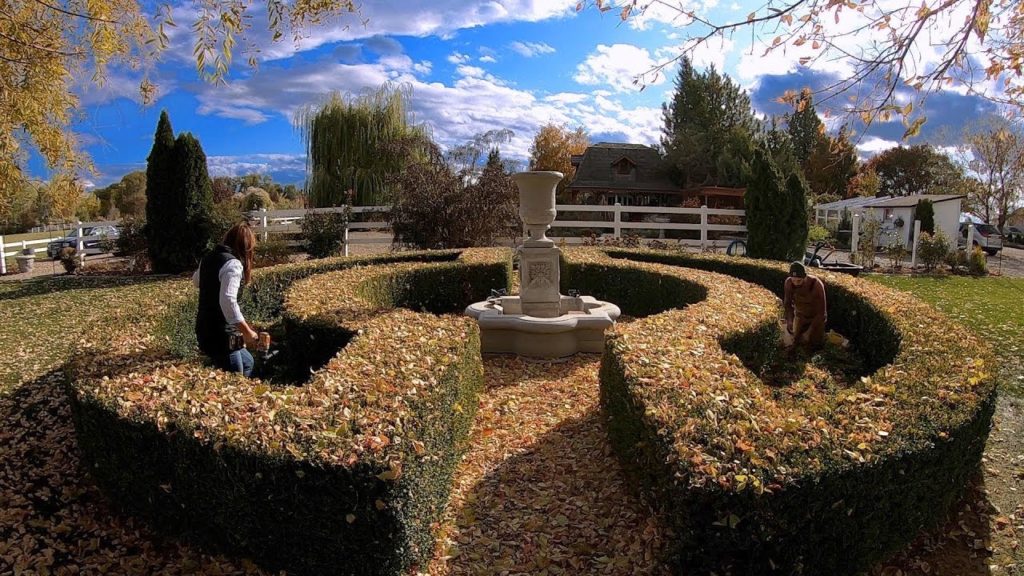 We Planted 3,000 Bulbs! 💪🌷🙌// Garden Answer