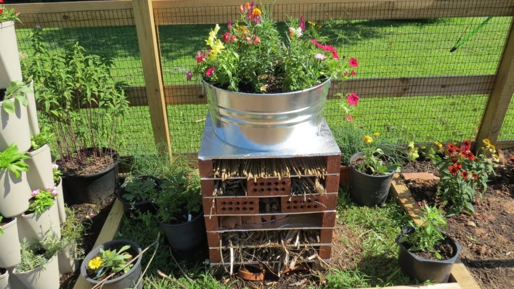 How to Build A Garden Ladybug, Toad & Frog Hotel:  Bring in the Good Bugs - All the Details!