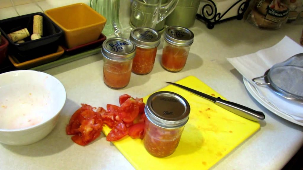 Gary Pilarchik: Hand Collecting Your Garden Tomato Seeds A-Z: Why Ferment? Hand Collecting Your Garden Tomato Seeds A-Z: Why Ferment?