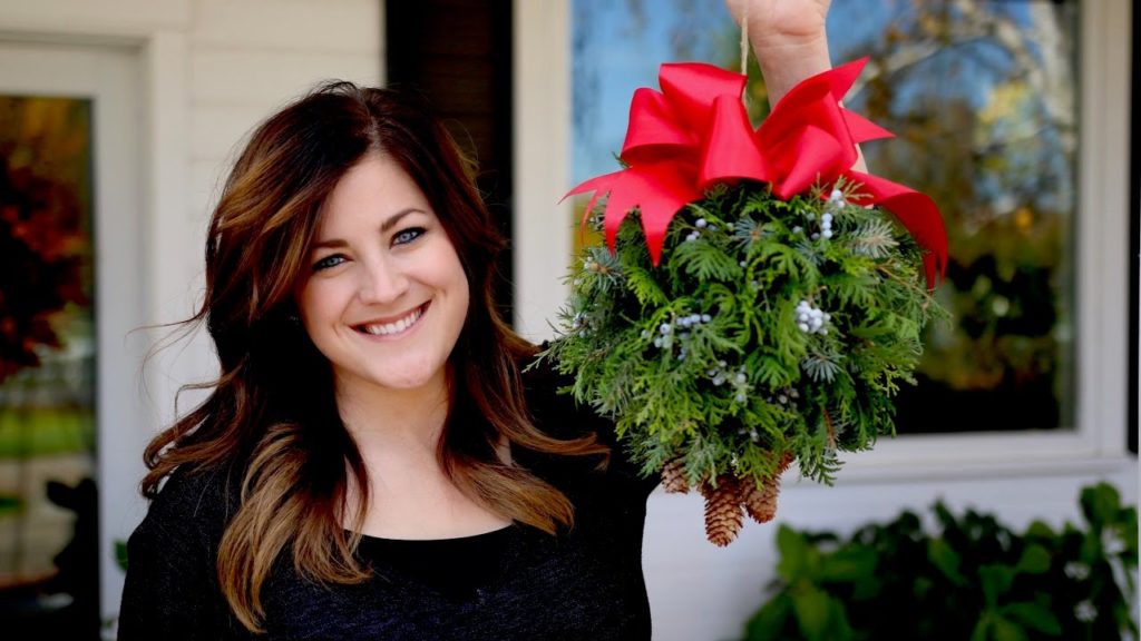 DIY Kissing Ball Full Version // Garden Answer