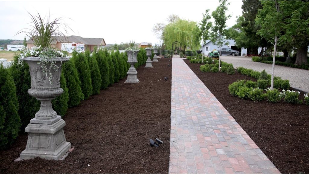 Garden Answer: Planting Our Barn Containers & New Urns on the West Side! 🙌💚// Garden Answer Planting Our Barn Containers & New Urns on the West Side! 🙌💚// Garden Answer