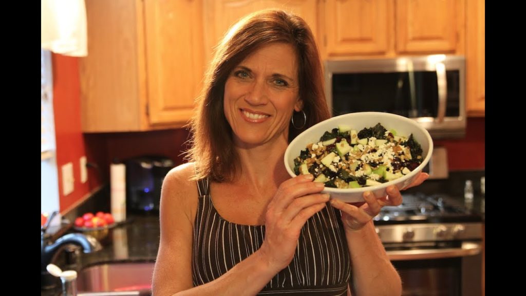 How to Make the Best Kale Salad and Kale Salad Tip