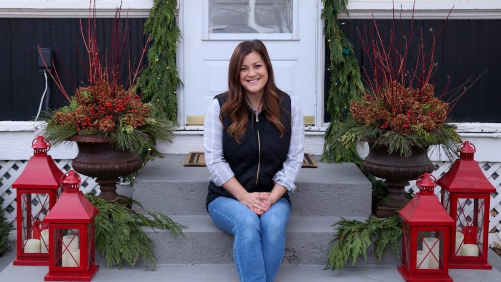 Decorating Our Back Porch! ❤️🎄// Garden Answer