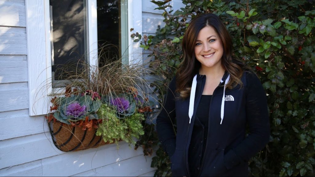 Garden Answer: Fall Window Basket // Garden Answer Fall Window Basket // Garden Answer