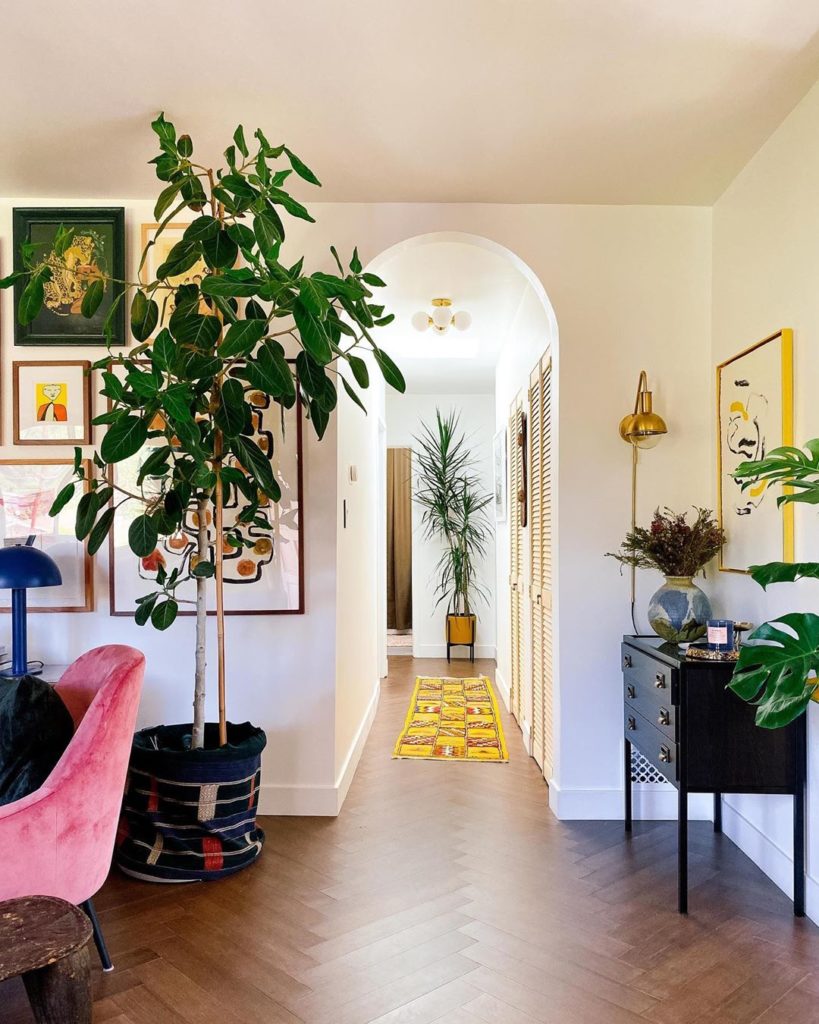 Working from @dabito’s house today! We’re working on a new book for y’all!! ! Ch...