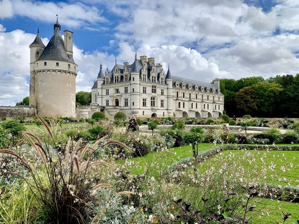 gardendesignmag: Our newest Self Guided Day Trip explores 3 gardens of the Loire Valley in France… Our newest Self Guided Day Trip explores 3 gardens of the Loire Valley in France...