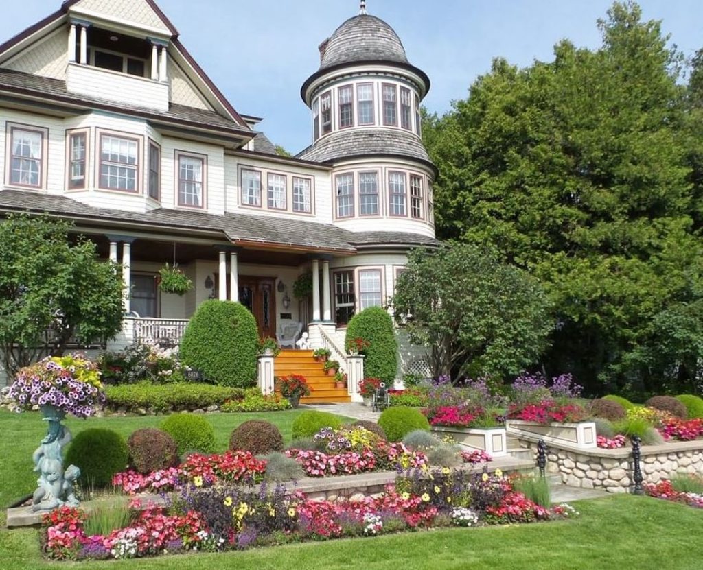 gardendesignmag: Guess what?! Our friend johnsendesign is going to be a speaker at the 2020 Prove… Guess what?! Our friend johnsendesign is going to be a speaker at the 2020 Prove...