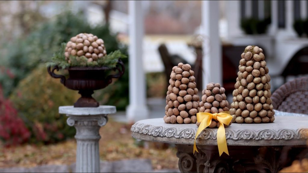 Making Walnut Cones & Spheres! 💚 (More Holiday Decor!🥰) // Garden Answer
