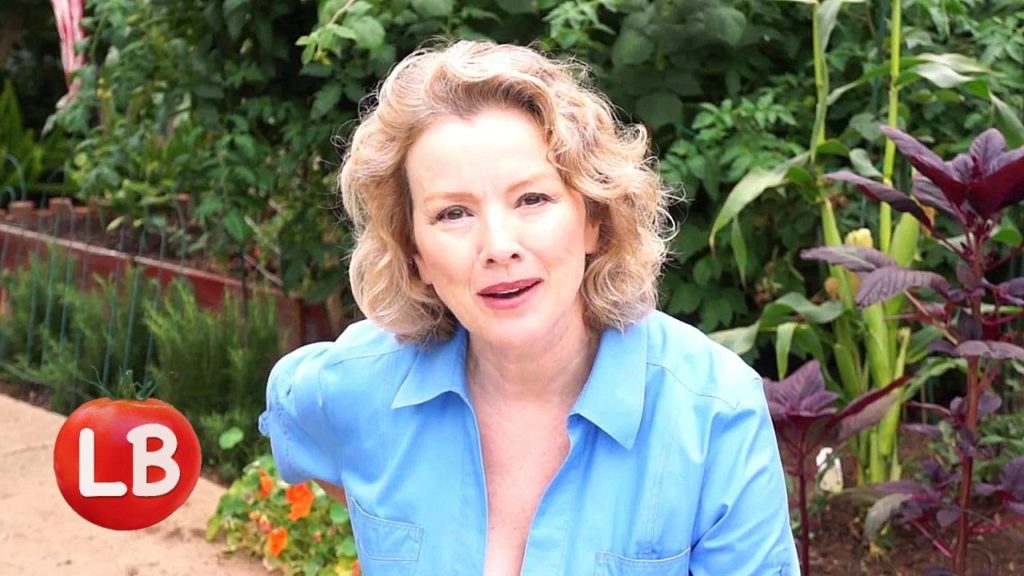 Kaye Kittrell: July 4th Gardening with Neighbors | Late Bloomer | Episode 13 July 4th Gardening with Neighbors | Late Bloomer | Episode 13