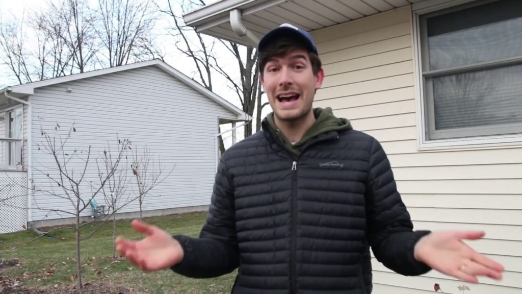 A Professional Landscaper Showed Me How to Drain a Hose in Seconds