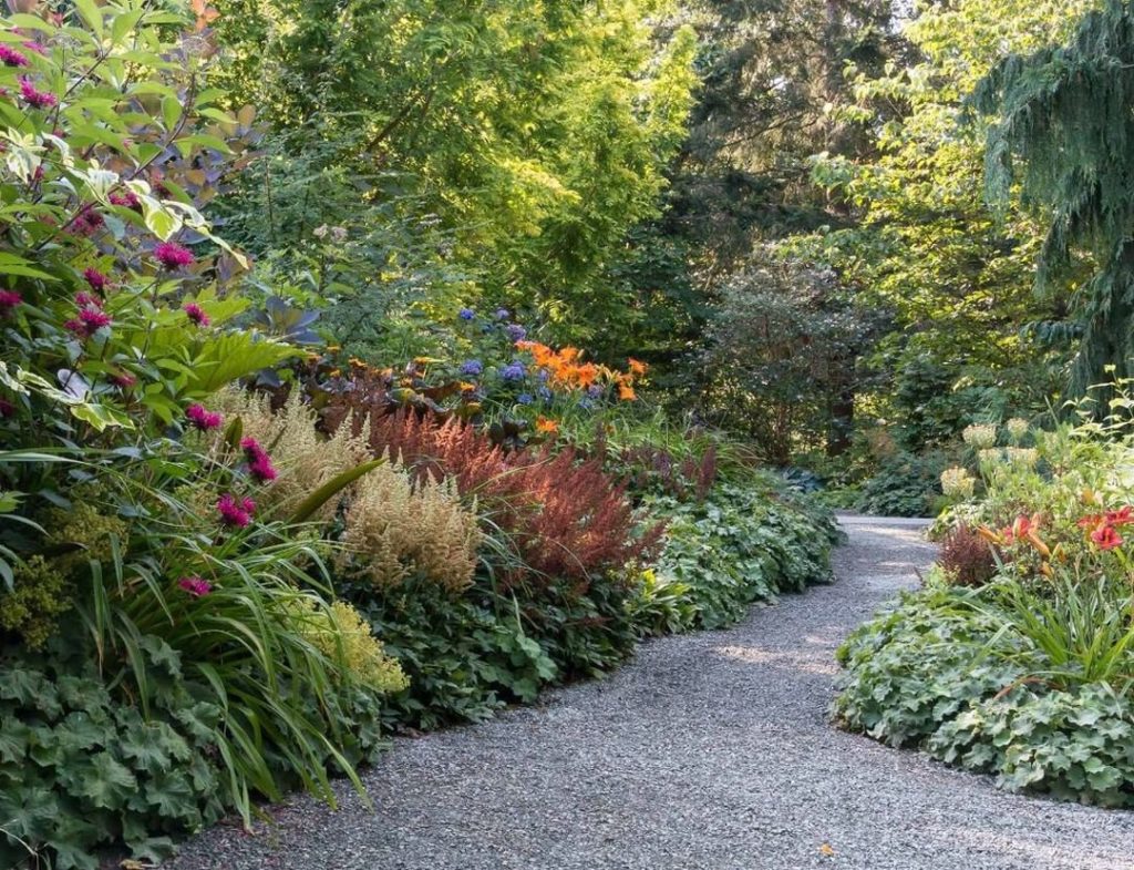 gardendesignmag: Where was the last botanical garden you visited?
.
With our self-guided day trip… Where was the last botanical garden you visited?
.
With our self-guided day trip...