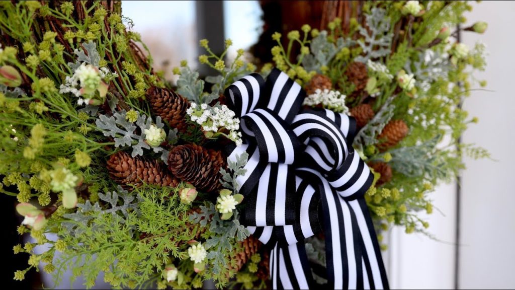 Garden Answer: I Made a Faux Wreath and It’s Super Meh… 😂😂😂// Garden Answer I Made a Faux Wreath and It’s Super Meh... 😂😂😂// Garden Answer