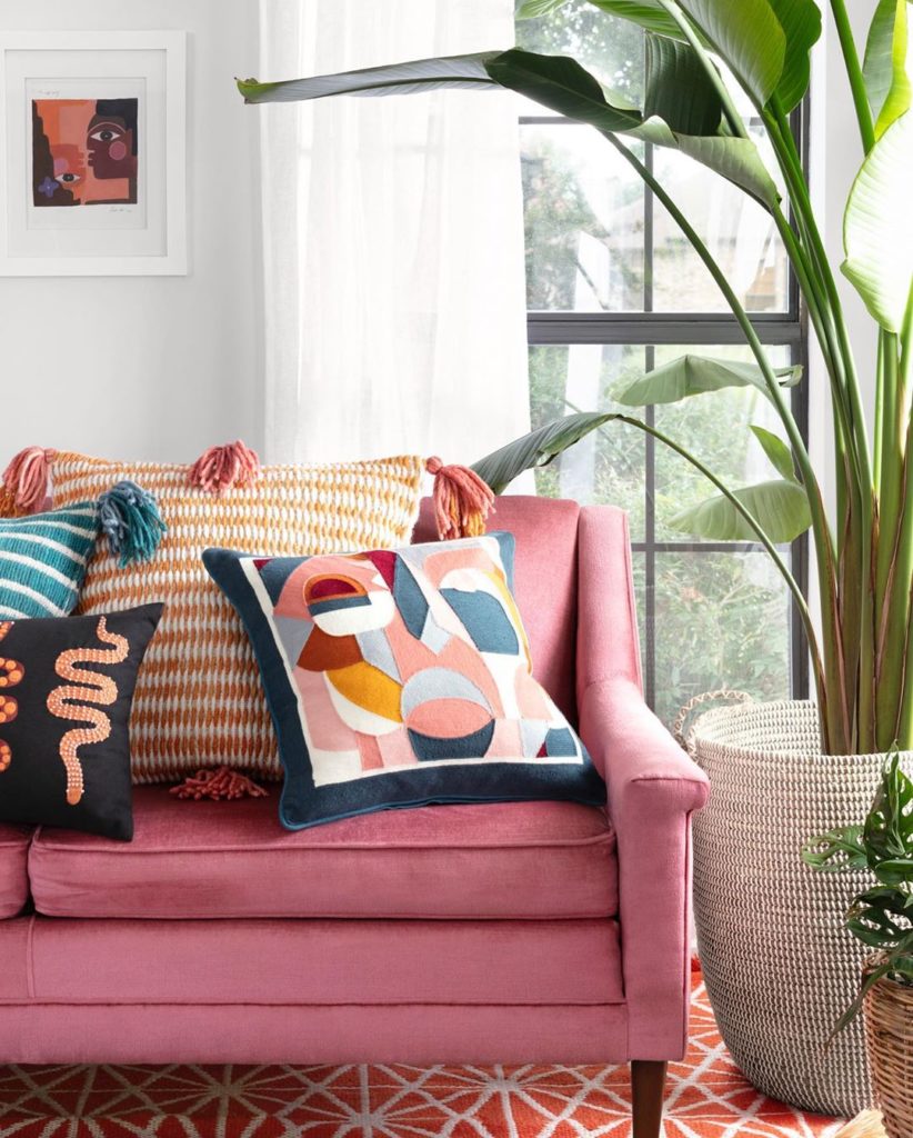 Face to face with new #justinaforloloi pillows inspired by @justinablakeney’s ha...