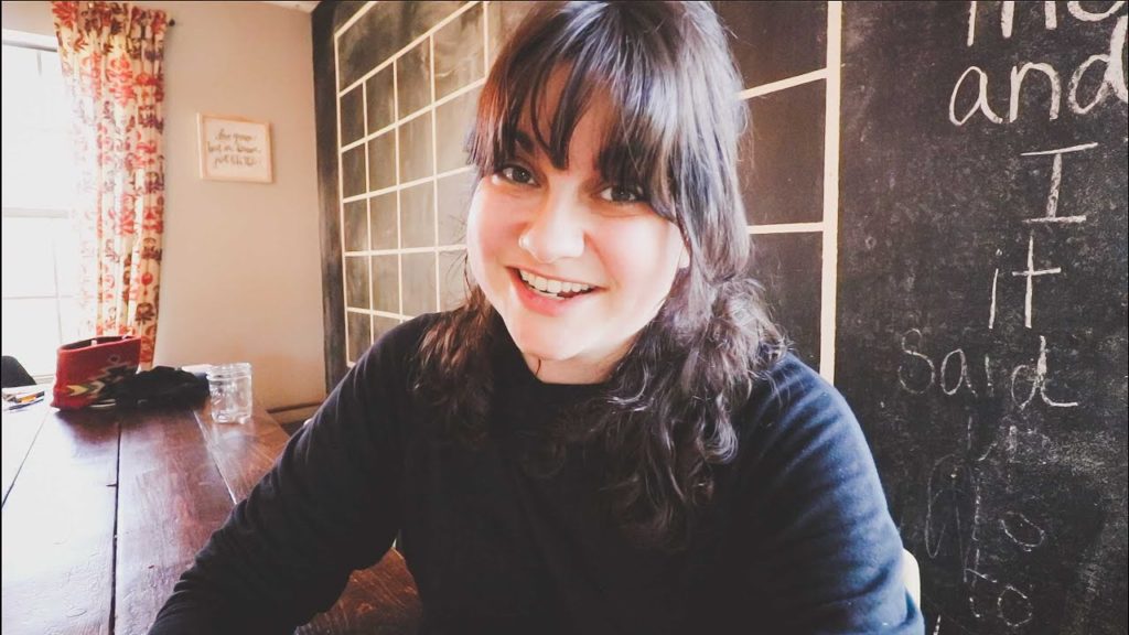 Roots and Refuge Farm: The Holistic Cough Remedy EVERYONE Should Know | Onion Poultice The Holistic Cough Remedy EVERYONE Should Know | Onion Poultice